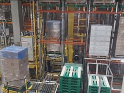 iCRANE Stacker Crane